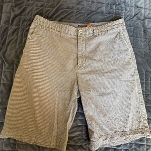 Quiksilver casual shorts 34